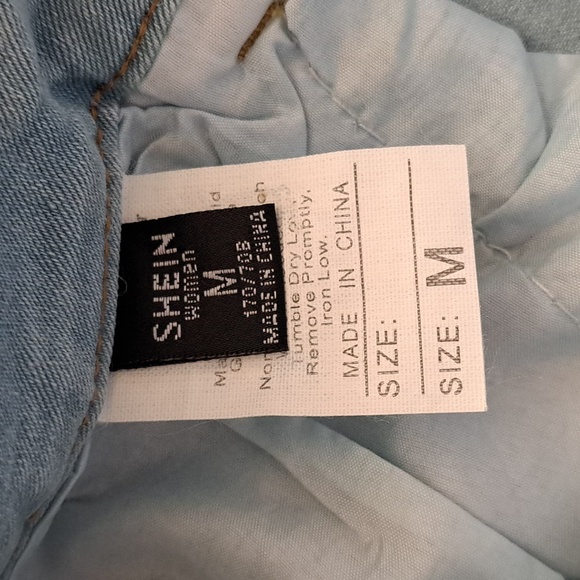 NWOT Acid Wash Distressed Skinny Jegging - Picture 9 of 10